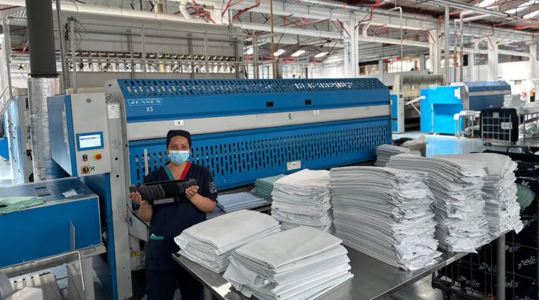 Premio Xposible: conozca a la empresa que revoluciona el reciclaje de ropa en Colombia